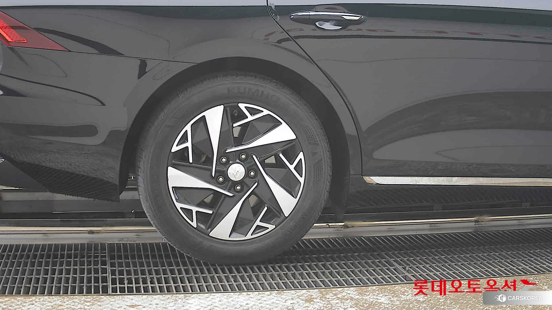 Hyundai Grandeur Hybrid id 3869281 из Кореи 16