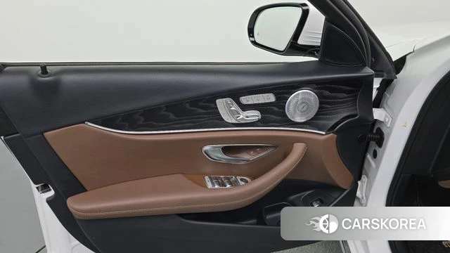 Mercedes-Benz E-Class W213 id 4410532 из Кореи 16