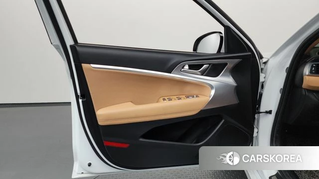 Genesis The New G70 id 4282874 из Кореи 16