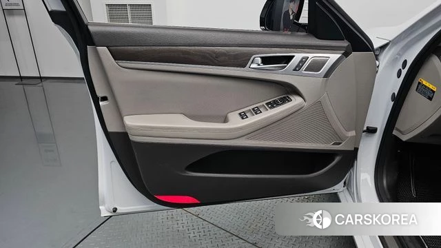 Genesis G80 id 4345484 из Кореи 16