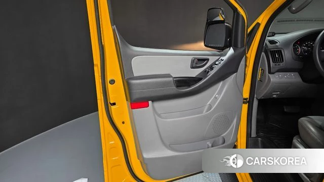 Hyundai The New Grand Starex id 4698149 из Кореи 16