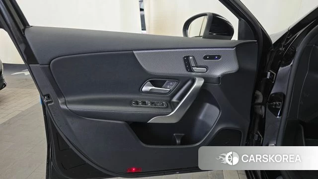 Mercedes-Benz A-Class W177 id 4642065 из Кореи 16