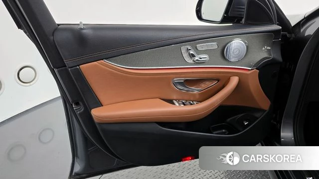 Mercedes-Benz E-Class W213 id 4384459 из Кореи 16