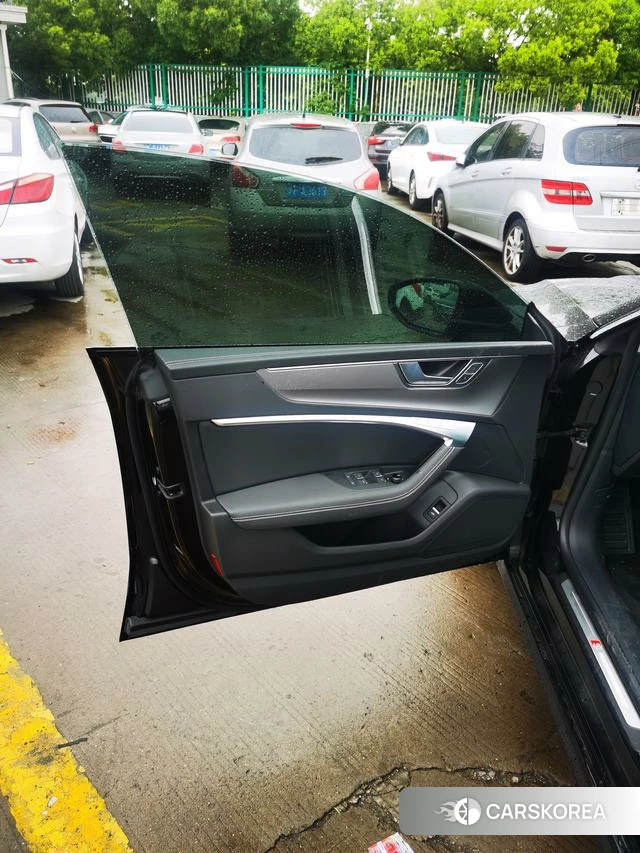 Audi A7L id 4238997 из Китая 16