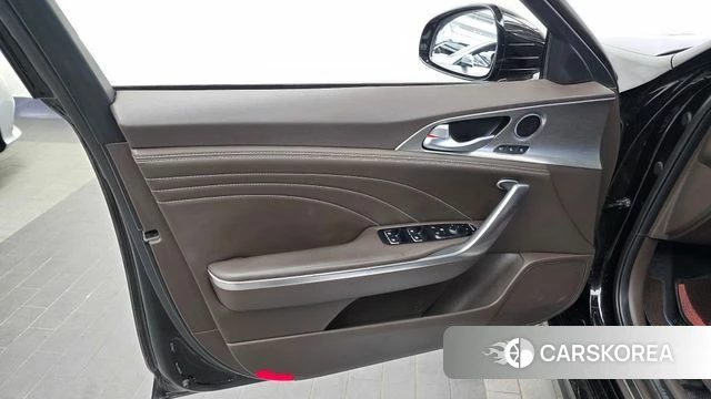 Kia Stinger Meister id 4779714 из Кореи 16