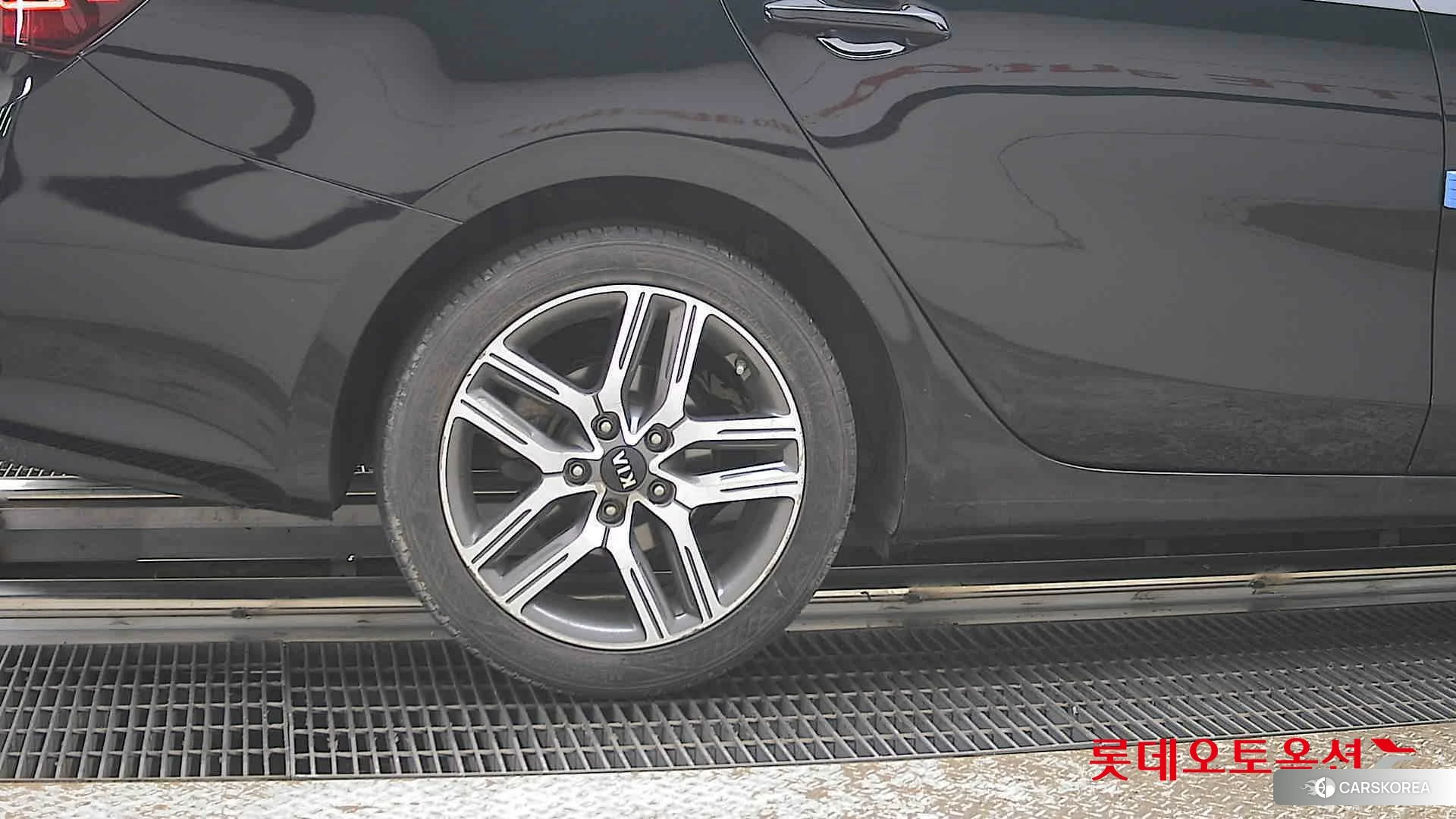 Kia K3 id 3869446 из Кореи 16