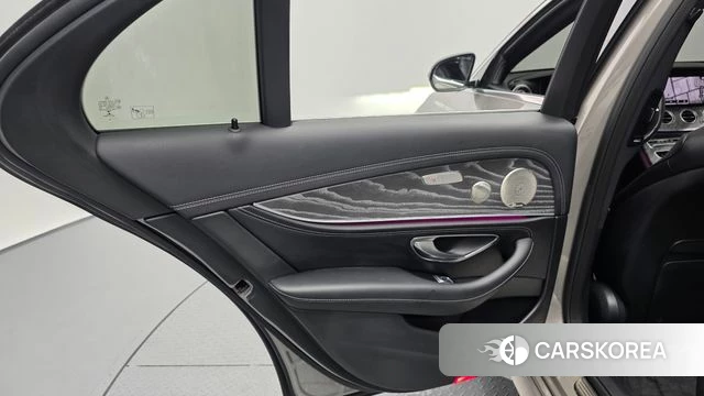 Mercedes-Benz E-Class W213 id 4382548 из Кореи 16