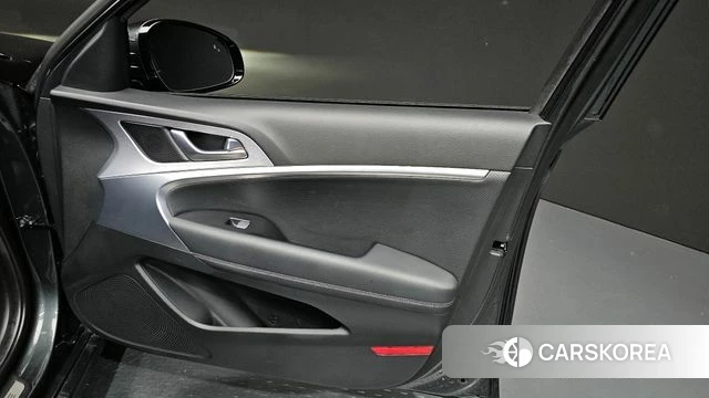 Genesis G70 id 4345379 из Кореи 16