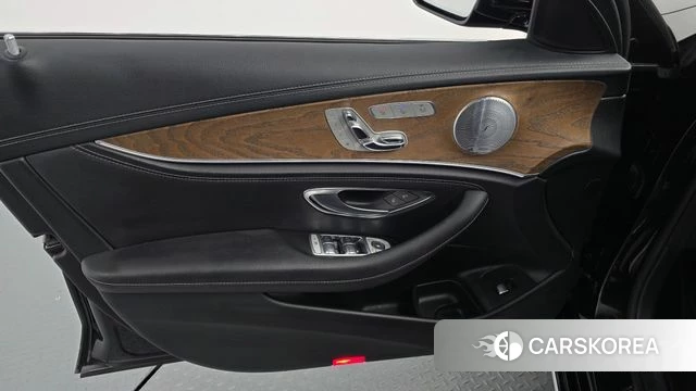Mercedes-Benz E-Class W213 id 4496739 из Кореи 16