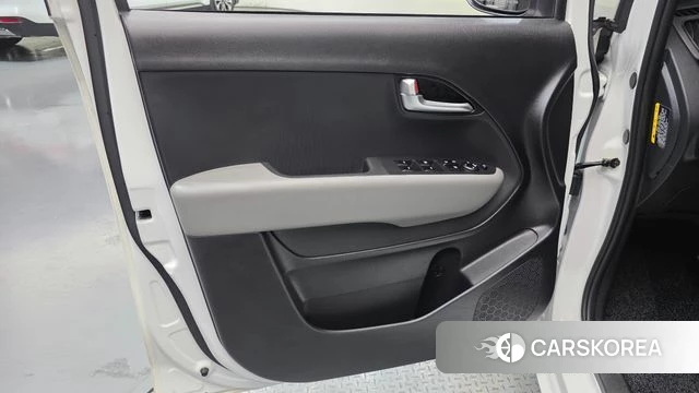 Kia The New Kia Ray EV id 4591235 из Кореи 16