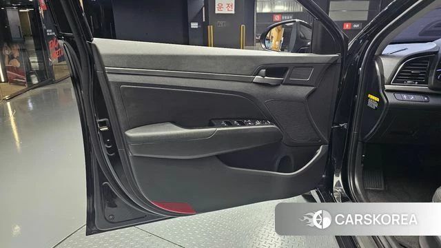 Hyundai Avante AD id 4305219 из Кореи 16