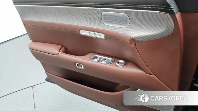 Genesis G90 (RS4) id 4475337 из Кореи 16