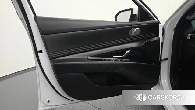 Hyundai Avante Hybrid (CN7) id 4656860 из Кореи 16