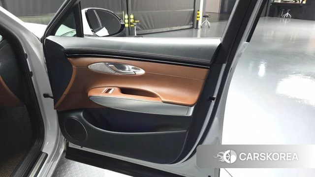 Genesis GV70 id 4196146 из Кореи 16