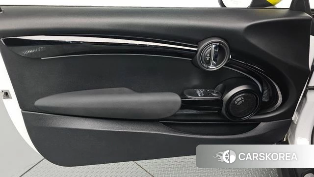 Mini Cooper Electric id 4735436 из Кореи 16