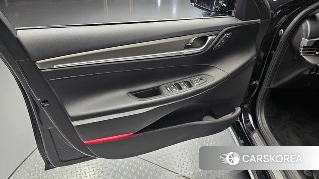Hyundai The New Grandeur IG Hybrid id 4604410 из Кореи 16