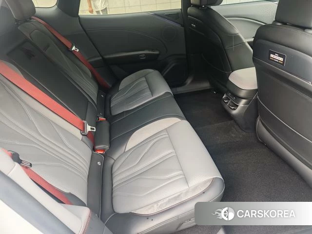 Extremely krypton ZEEKR 007GT id 4028237 из Китая 16