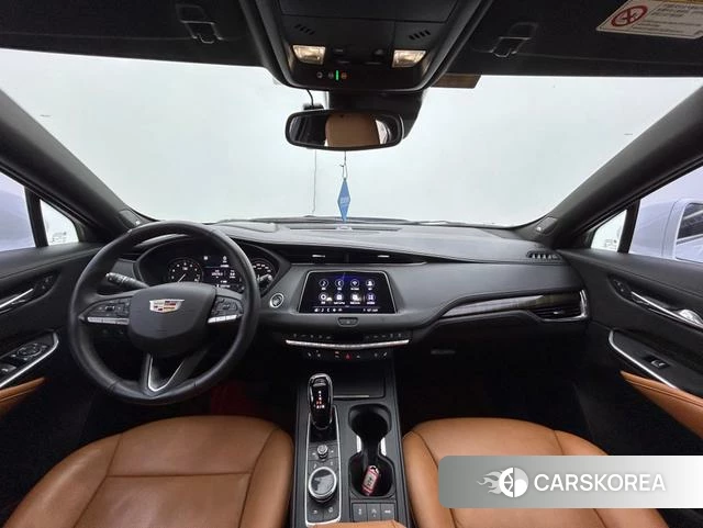 Cadillac XT4 id 4213609 из Китая 16