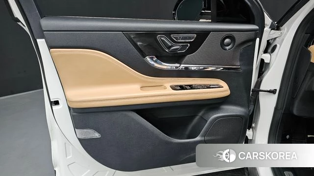 Lincoln Corsair id 4186504 из Кореи 16