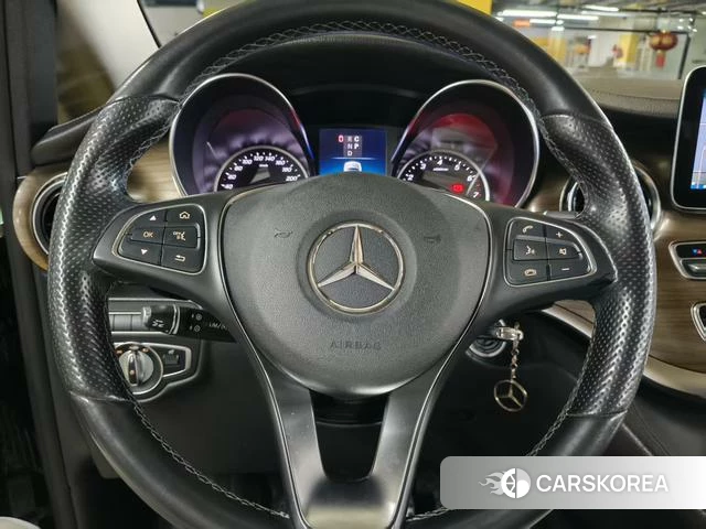 Mercedes-Benz V-class id 4264696 из Китая 16