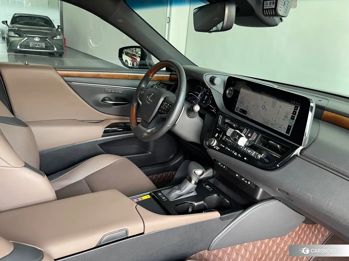 Lexus ES id 4577608 из Китая 16