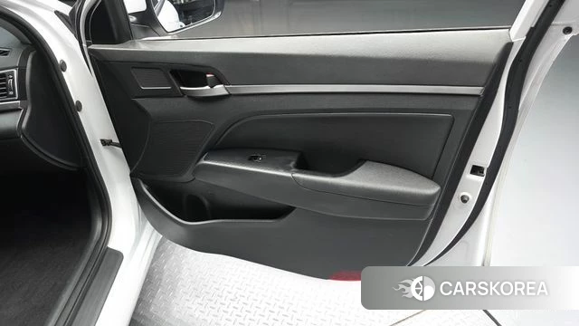 Hyundai Avante AD id 4944243 из Кореи 16