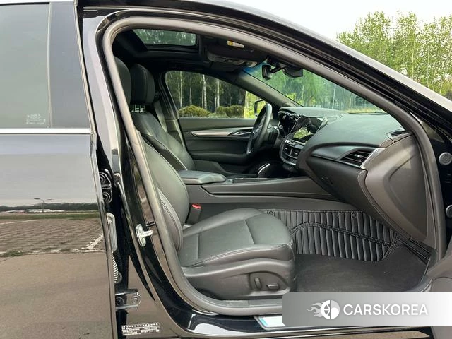 Cadillac CT5 id 4208873 из Китая 16