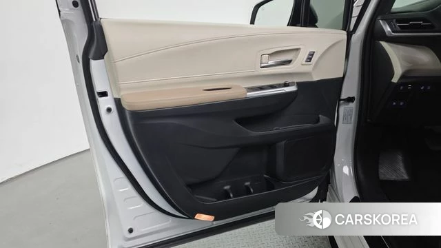 Toyota Sienna 4th Generation id 4524783 из Кореи 16