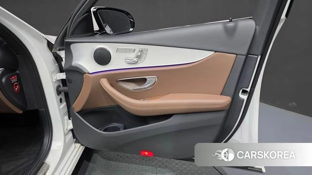 Mercedes-Benz E-Class W213 id 4894399 из Кореи 16