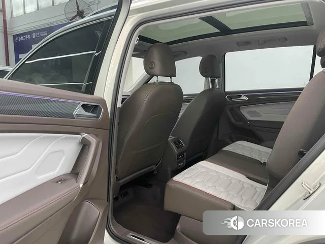 Volkswagen Tiguan L id 4214093 из Китая 16