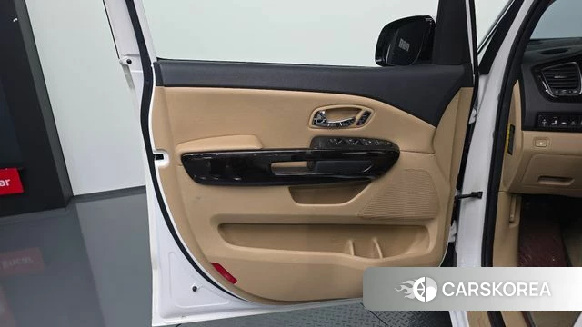 Kia The New Carnival id 4776117 из Кореи 16
