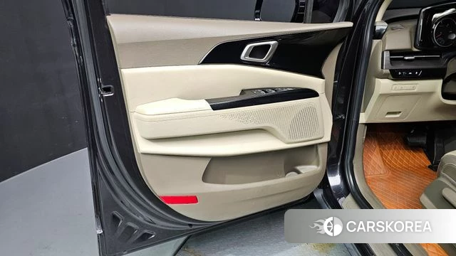 Kia Carnival 4th generation id 4202955 из Кореи 16