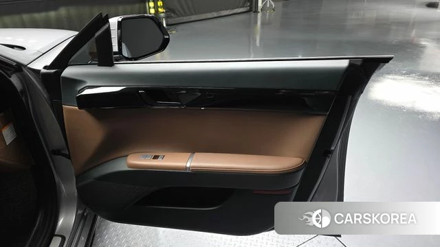 Hyundai Grandeur Hybrid (GN7) id 4395336 из Кореи 16