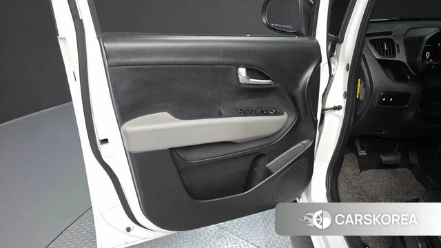 Kia The New Kia Ray id 4675845 из Кореи 16