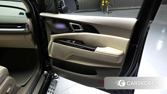 Kia Carnival 4th generation id 4322541 из Кореи 16