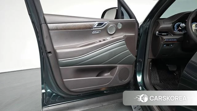 Genesis GV80 id 4187935 из Кореи 16