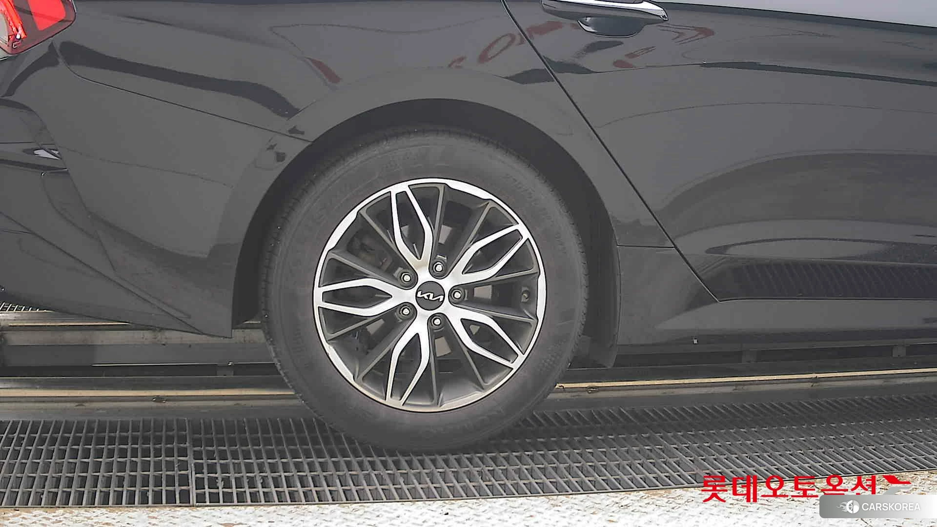 Kia K5 id 4902429 из Кореи 16