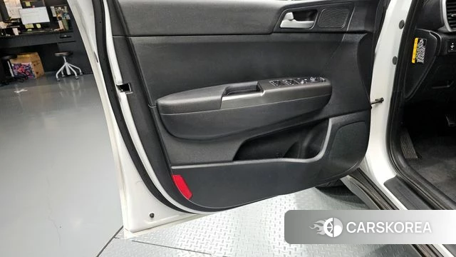 Kia Sportage The Bold id 4377819 из Кореи 16