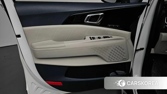 Kia The New Carnival 4th Generation id 4505816 из Кореи 16