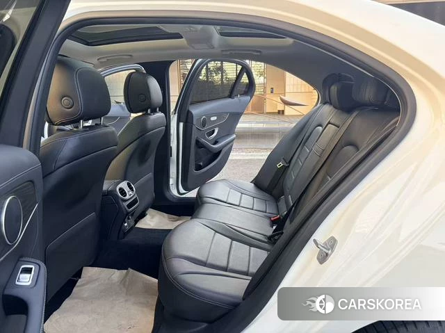 Mercedes-Benz Class C id 4307575 из Китая 16