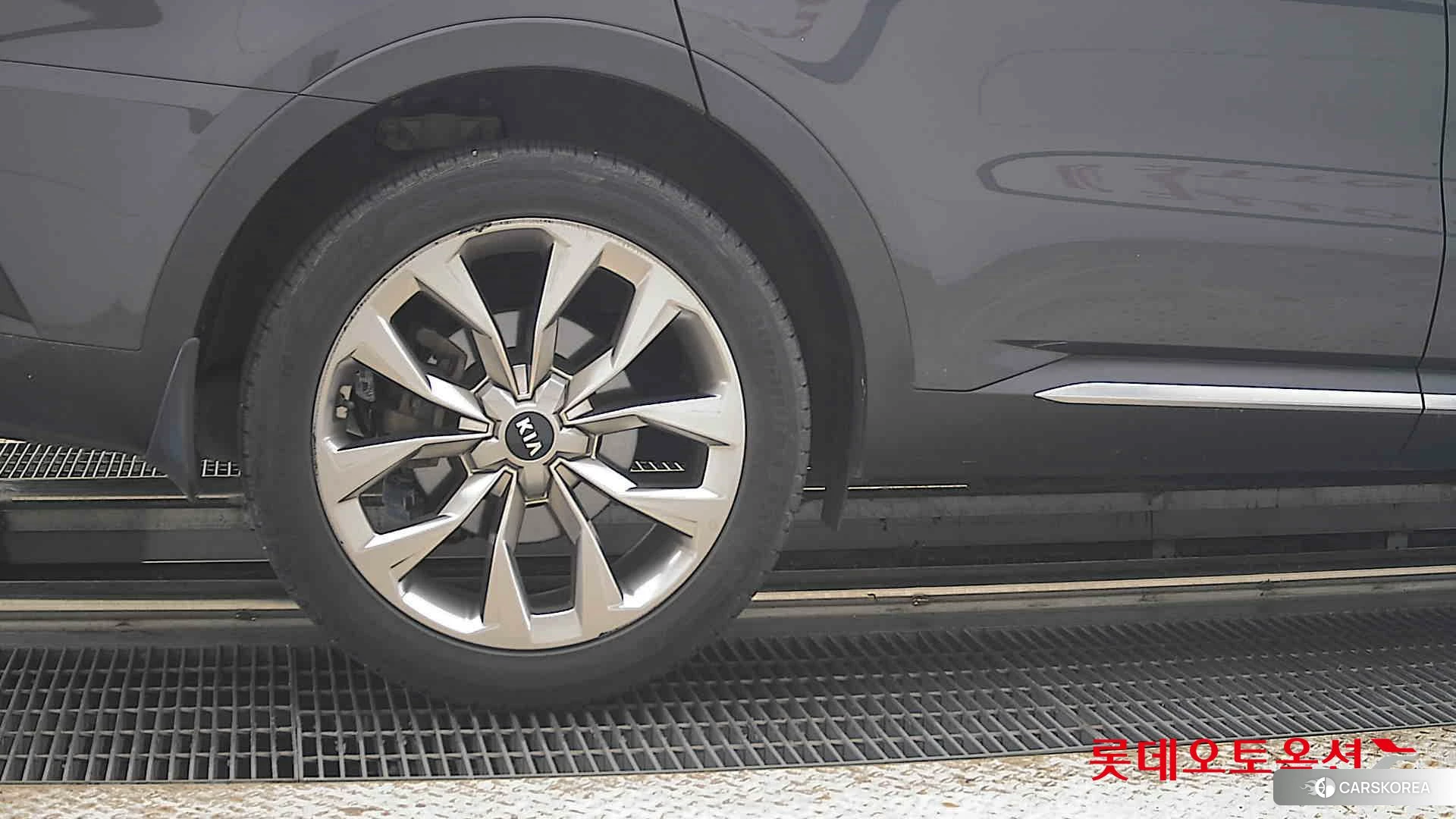 Kia Sorento id 4679380 из Кореи 16
