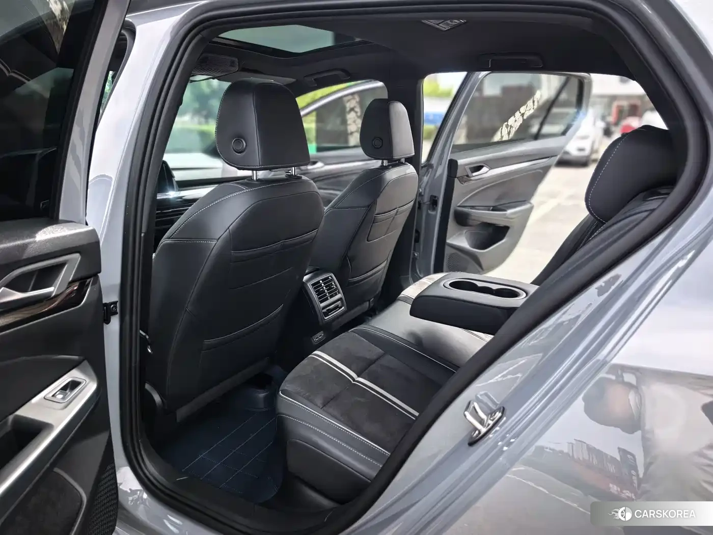 Volkswagen Golf id 4681137 из Китая 16