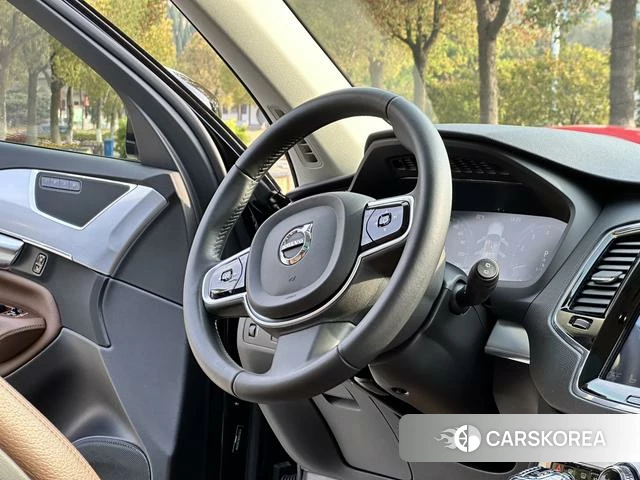 Volvo XC90 id 4241934 из Китая 16