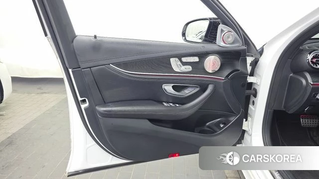 Mercedes-Benz E-Class W213 id 4720987 из Кореи 16
