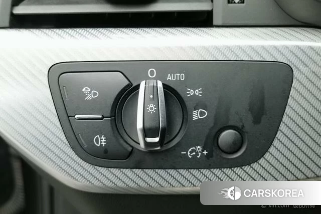 Audi A4L id 4273015 из Китая 16