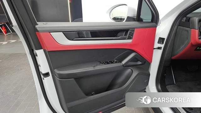 Porsche Cayenne (PO536) id 4560726 из Кореи 16