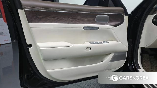 Genesis G90 (RS4) id 4696839 из Кореи 16