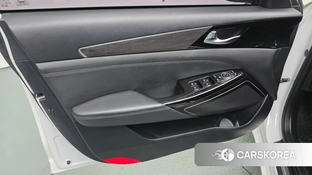 Kia K7 Premier id 4574076 из Кореи 16