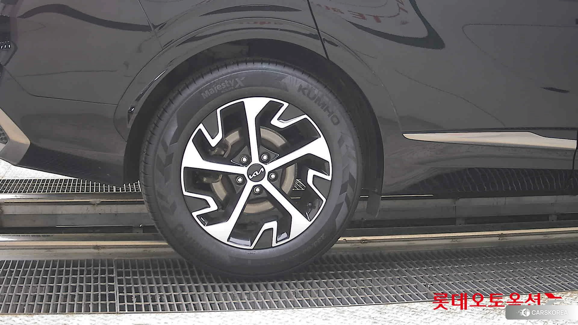 Kia Sportage Hybrid id 4296851 из Кореи 16