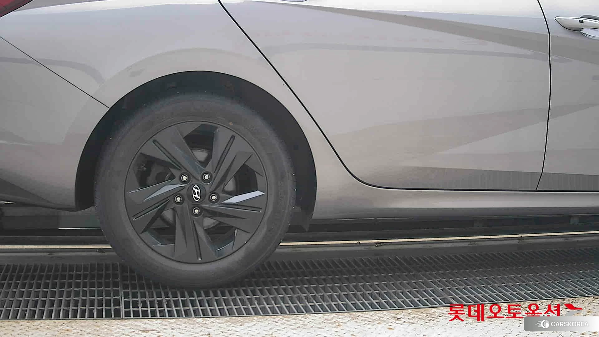 Hyundai Avante id 4669097 из Кореи 16
